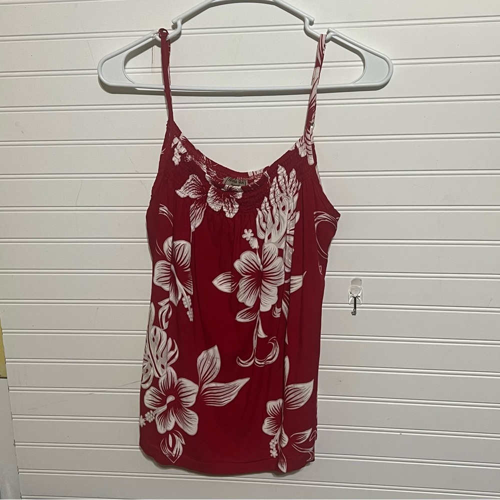 Aloha Hut Hawaii Red/White Smocked Neckline Tropical Floral Cami Top Size M